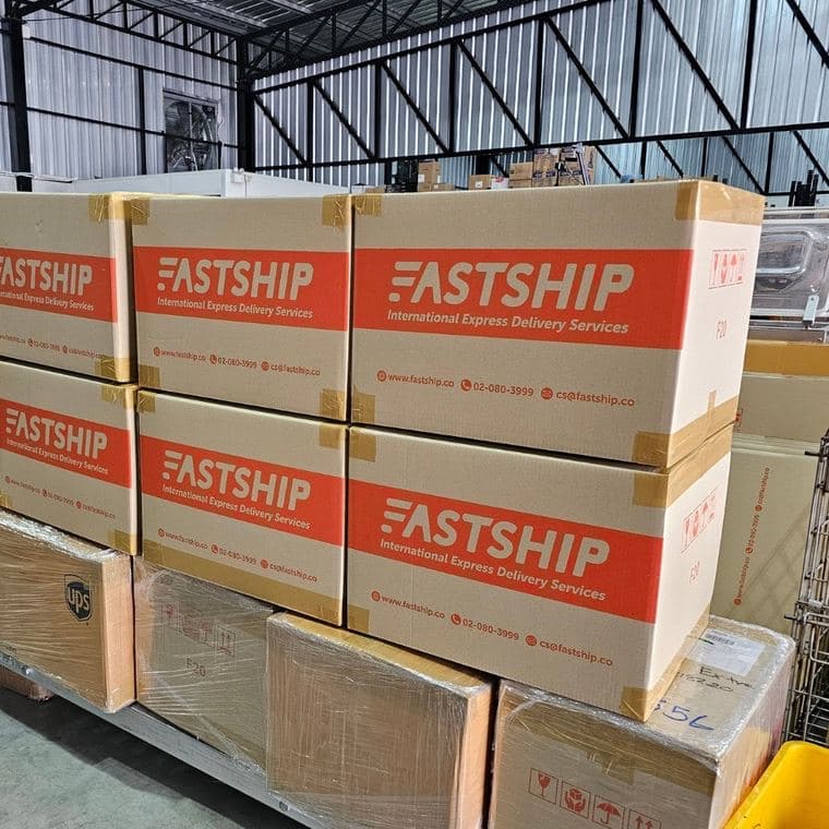 กล่องพัสดุ FastShip ของธุรกิจ SME